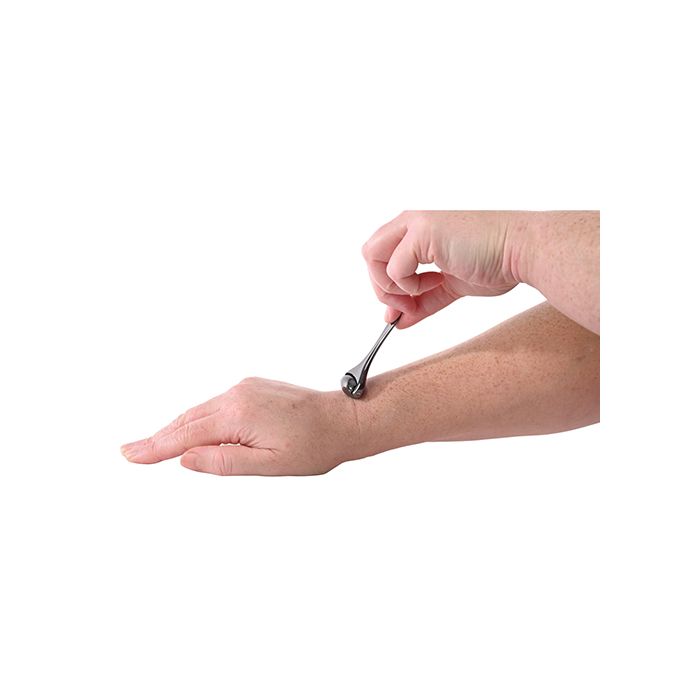 Sex & Mischief Ex's & Oh's Temperature Play Sensory Roller - Black